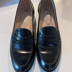 TOD’S Classic Leather Loafer